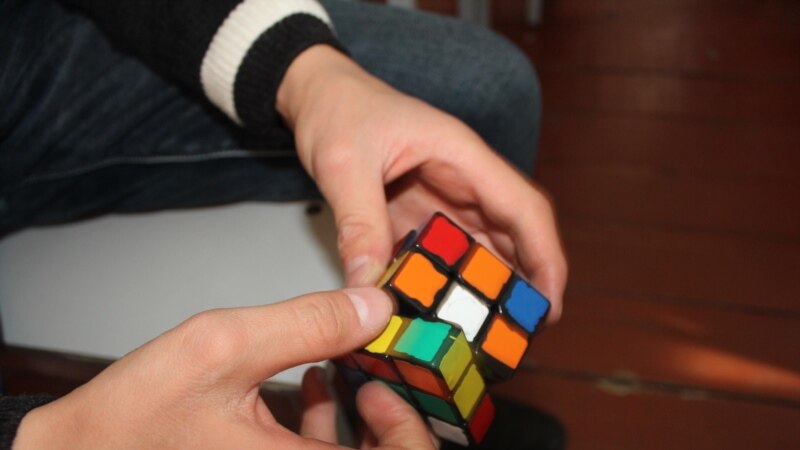 Izumitelj Rubikove kocke: Svet se promenio na gore 