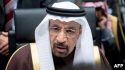 عربستان می‌گوید که تولید نفت این کشور هم اکنون روزانه ۱۰ میلیون و ۷۰۰ هزار بشکه است. 