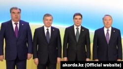 Эмомали Рахмон, Шавкат Мирзиеев, Гурбангулы Бердымухамедов и Нурсултан Назарбаев. Архивное фото