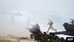Эпизод учений Trident Juncture на территории Португалии. 5 ноября 2015 года.
