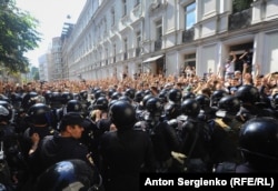 Акція протесту з вимогою допустити незалежних кандидатів на вибори до Московської міської думи. Москва, 27 липня 2019 року