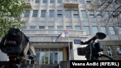 Kamere ispred Specijalnog suda u Beogradu