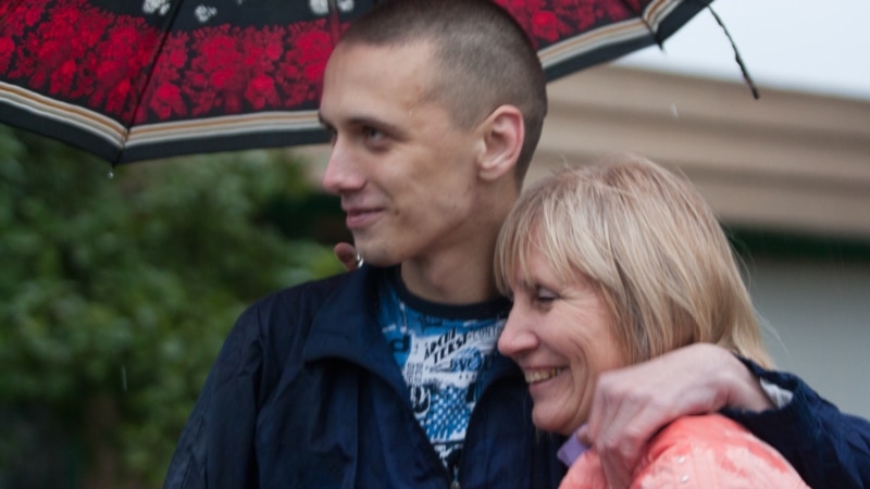Mother, Aunt Of Jailed Belarusian Protester Detained On Extremism Charges