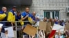 Rusia și Ucraina au făcut duminică un nou schimb de sute de prizonieri.