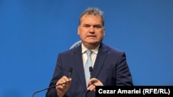 Ministrul Dezvoltării, Cseke Attila, spune că reforma administrației locale ar duce la eliminarea a 40.000 de posturi.