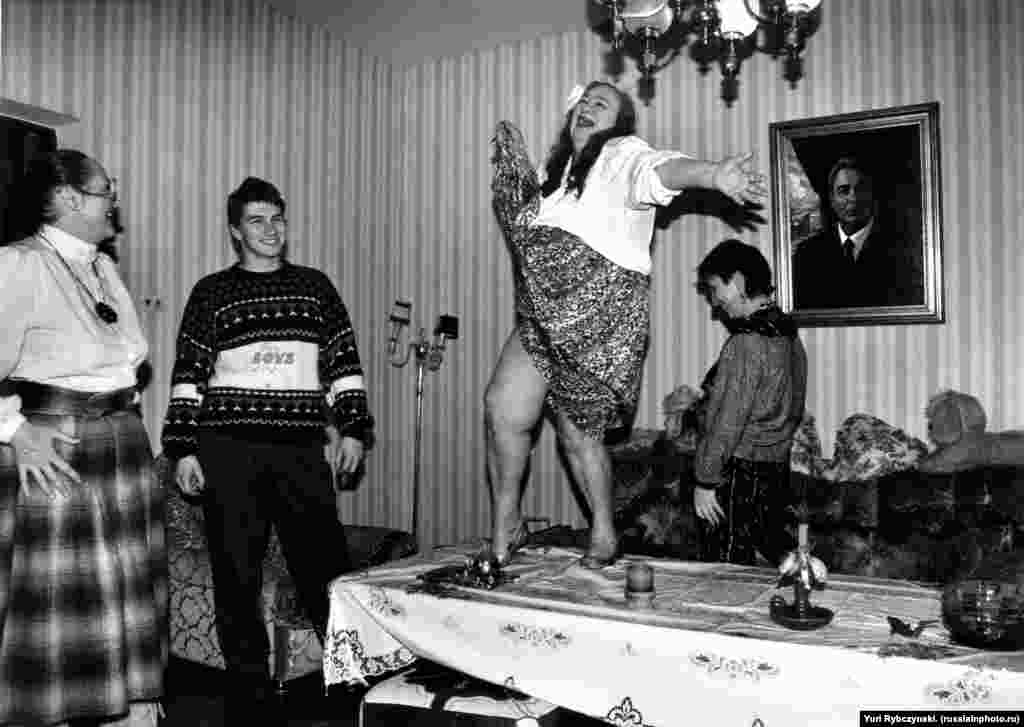 Galina Brezhneva, the daughter of Soviet leader Leonid Brezhnev, dancing on a table during a &quot;home holiday&quot; in the early 1990s.&nbsp;