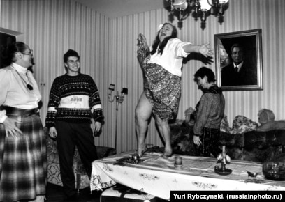 Әулиелер қатары 3 Shaundi порно