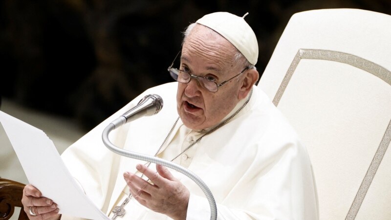 Папа Францішак заявіў пра гатоўнасьць наведаць Украіну, але пры ўмове, што зможа прыехаць і ў Расею