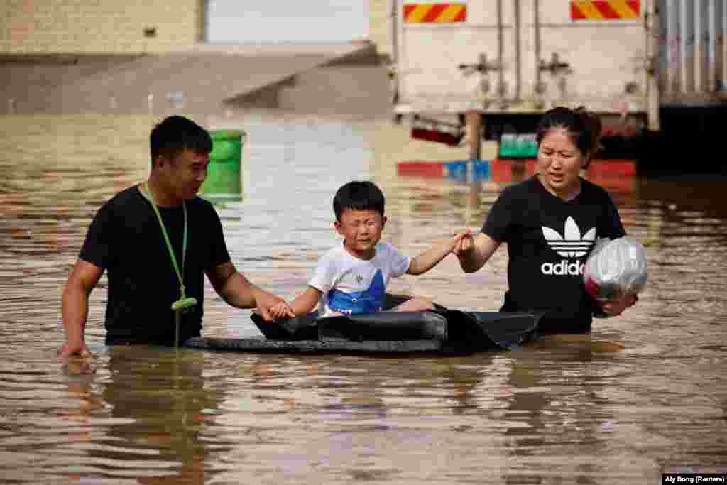 A meteorológiai intézet szerint történelmi rekordot döntött&nbsp;a napi csapadékmennyiség Honan tartományban