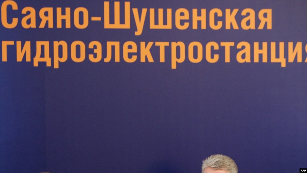 Владимир Путин на совещании по инвестиционной программе электроэнергетики.