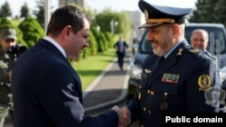 Armenia - Armenian Defense Minister Suren Papikian (left) meets his Iranian counterpart Aziz Nasirzadeh, Yerevan, May 20, 2025.