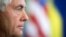 Secretarul de stat american Rex Tillerson fotografiat la Kiev.