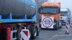 Transportatorii din Balcanii de Vest protestează împotriva regulilor Schengen prin blocarea frontierelor