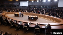 Ministri vanjskih poslova NATO-a na sastanku u Briselu 3. decembra 2025.