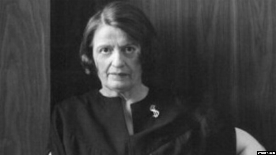 Айн Рэнд (фрагмент обложки книги Anne C. Heller "Ayn Rand and the World She Made")