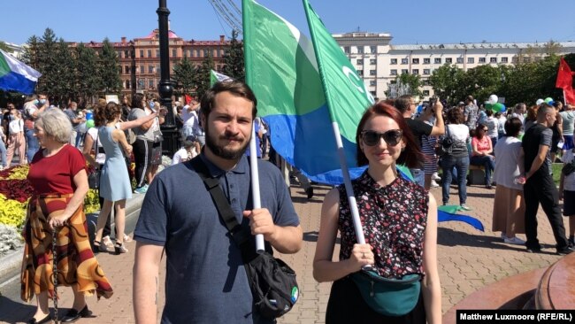 Aleksei Libatov (left): "Khabarovsk should become the root of a new political system."