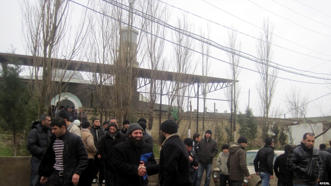  Müşfiqabad məscidində Cümə namazı, 26 fevral 2010