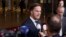 Mark Rutte holland miniszterelnök nyilatkozik a sajtónak az uniós csúcstalálkozó végén Brüsszelben, 2024. június 18-án