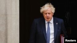 Britanski premijer Boris Džon preživeo je glasanje o poverenju među poslanicima Konzervativne partija, ali će njegov autoritet biti oslabljen