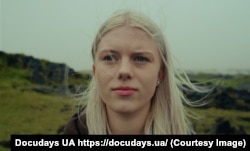 «У ці страшні часи – біля фронту і в тилу». Що можна побачити на Docudays UA цього року