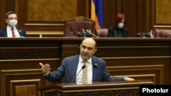 Armenia -- Emond Marukian, the leader of the opposition Bright Armenia Party, speaks during parliamentary hearings in Yerevan, December 7, 2020.