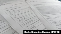 Političke partije putem javnih nabavki izvlače novac za financiranje izbornih kampanja