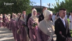 Sixty Couples Marry In Mass Islamic Wedding In Sarajevo