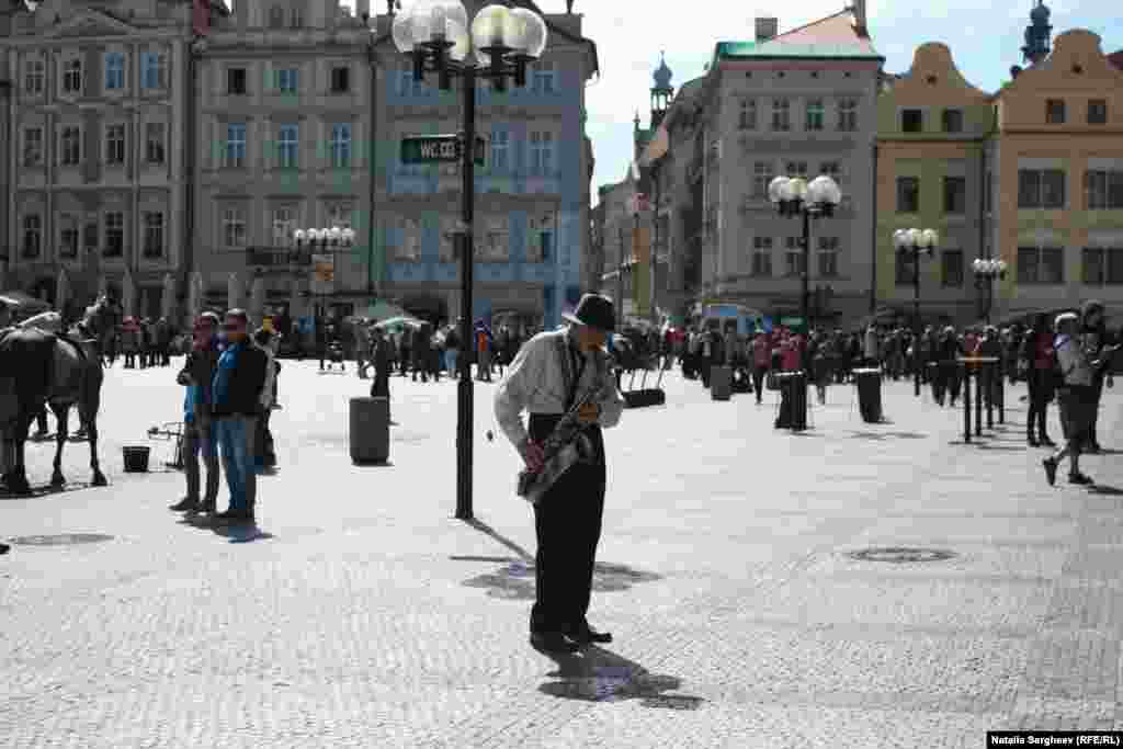 8 mai, Vaclavske Namesti.