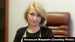 The condemnation comes after the Minsk Bar Association disbarred Natallya Matskevich, a lawyer known for having defended prominent political prisoners in Belarus. 