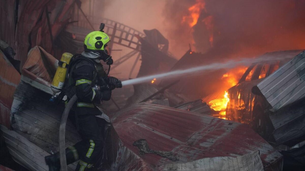 У Києві внаслідок удару РФ одна людина загинула, троє поранені – КМВА У Києві внаслідок удару РФ одна людина загинула, троє поранені – КМВА