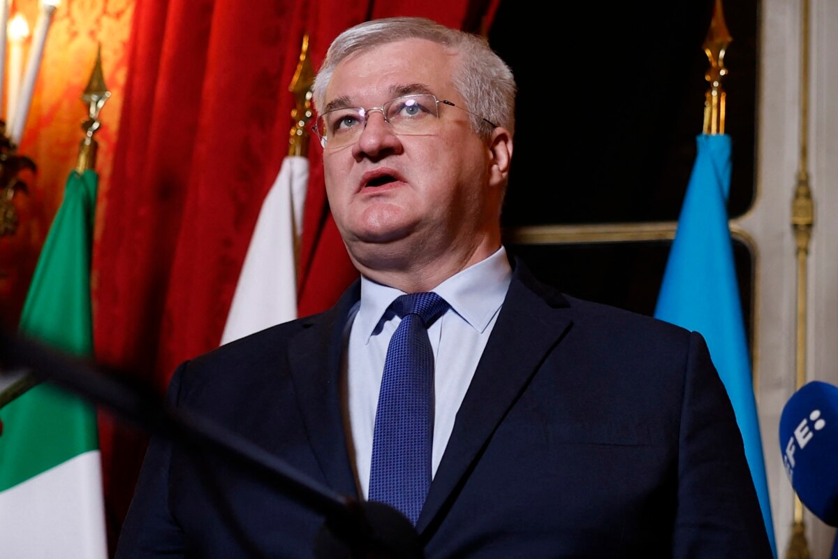Голова МЗС закликав Євросоюз до посилення автономності в обороні
