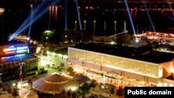 جشنواره تیرگان در مرکز شهر تورنتو برگزار شد.