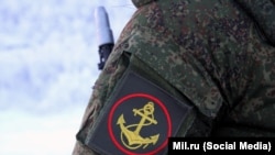 Нарукавный шеврон 61-й отдельной бригады морской пехоты Северного флота ВМФ России. Иллюстративное фото