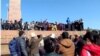 Бишкекдаги митингда президент Жээнбековни лавозимидан четлатиш талаби янгради