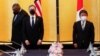Lloyd Austin, az Egyesült Államok védelmi minisztere (b), Antony Blinken az Egyesült Államok külügyminisztere és Motegi Tosimicu japán külügyminiszter Tokióban, 2021. március 16-án.