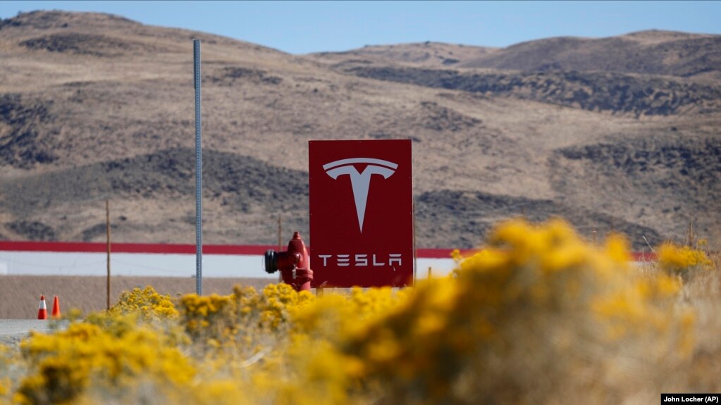 Завод Tesla в Рино