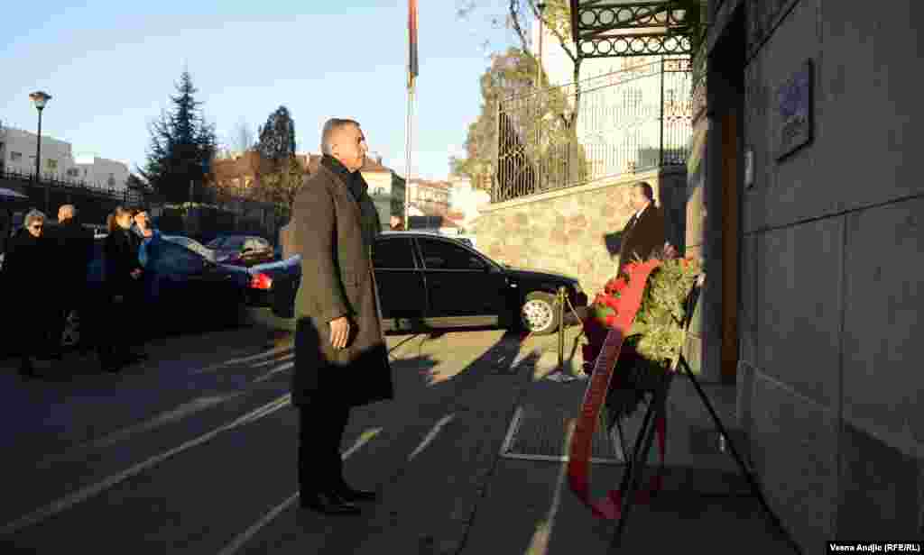 Đukanović je položio venac na spomen ploču ubijenom premijeru Srbije Zoranu Đinđiću