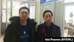 Заместитель генерального директора "Сычуань-Чувашия" Чжан Лан (справа)
