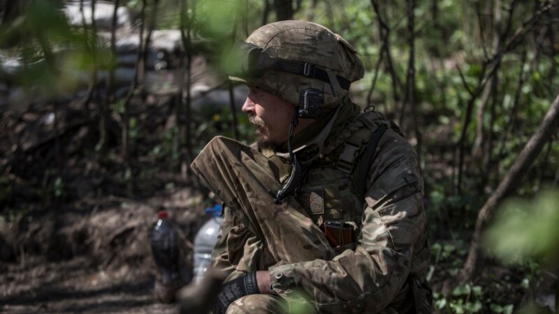 Какая военная помощь от США нужна Украине: мнения экспертов