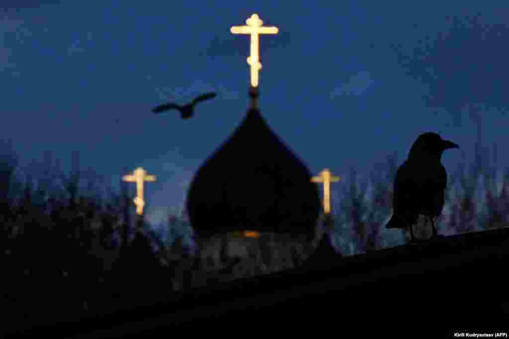 A church at sunset on the outskirts of Moscow. (AFP/Kirill Kudryavtsev)&nbsp;