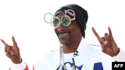 France - U.S. rapper and sports commentator for NBC Snoop Dogg poses ahead of the men's park skateboarding final during the Paris 2024 Olympic Games at La Concorde in Paris on August 7, 2024. 