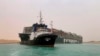 Суэцкий канал закрыт из-за севшего на мель контейнеровоза