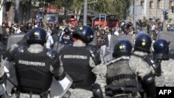 Столкновения между противниками гей-парадов и полицией