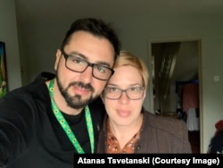 Атанас Цветански и съпругата му след изборите на 4 април 2021 г.