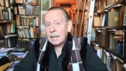 "В России управляют столоначальники"