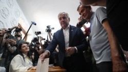 Billionaire and opposition leader Samvel Karapetian votes in Yerevan on June 7 