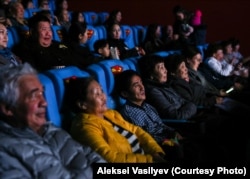 Pandémia előtti telt házas vetítés Jakutszk egyik mozijában
