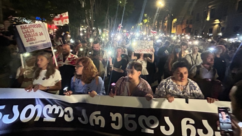 „ყველა ერთმანეთთან რეკავს, რომ 200-300 ლარი იშოვოს“ - მედია ხალხის დახმარების იმედად