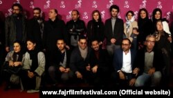 عوامل فیلم «ابد و یک روز» روی فرش قرمز معرفی این فیلم در جشنواره سی‌وچهارم فیلم فجر