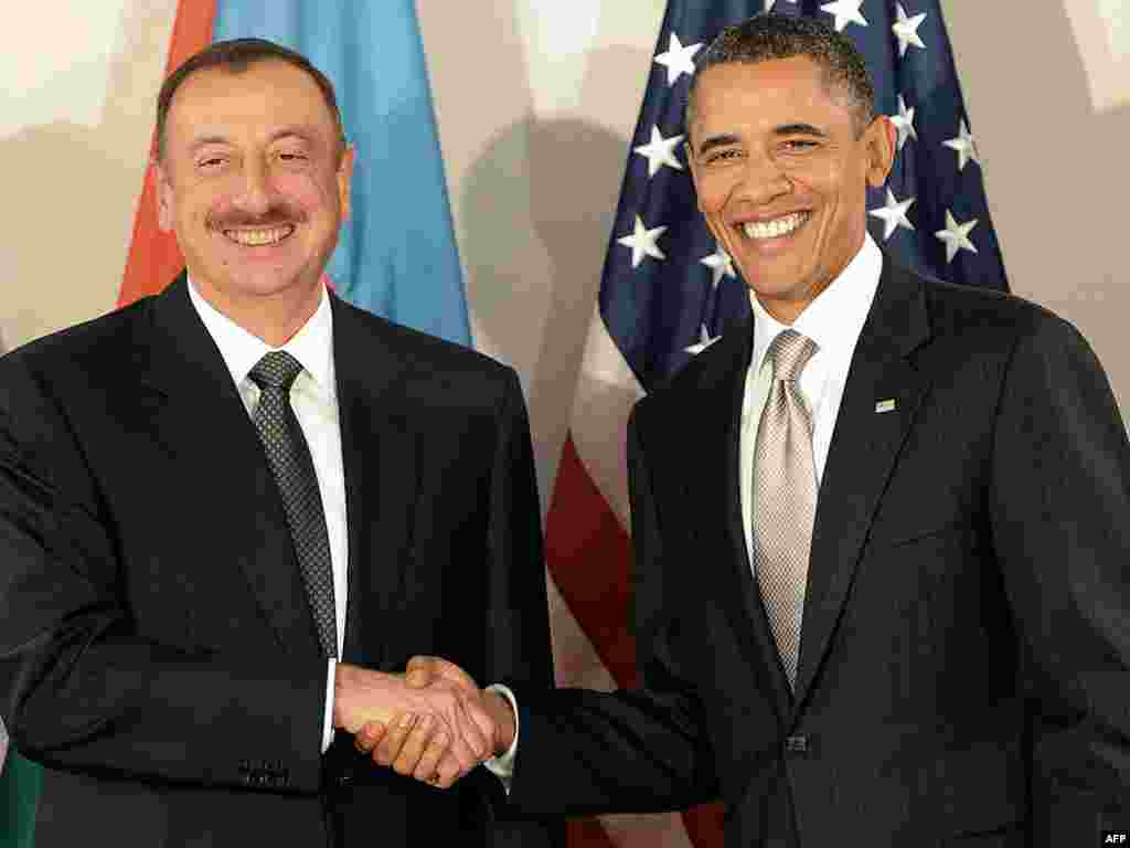 24 sentyabr - New Yorkda ABŞ prezidenti Barak Obama Azərbaycan prezidenti İlham Əliyevlə görüşdü. 